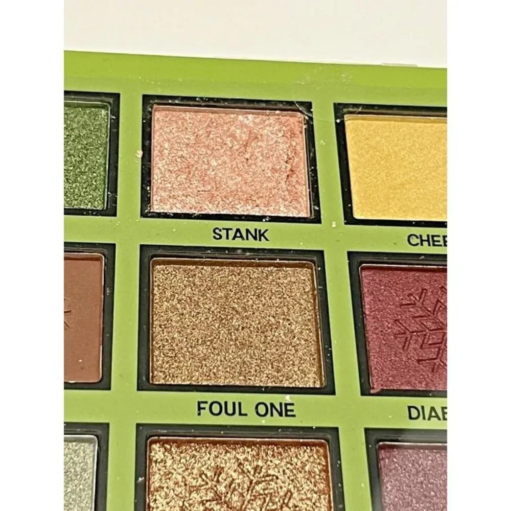 Taste Beauty grinch eyeshadow